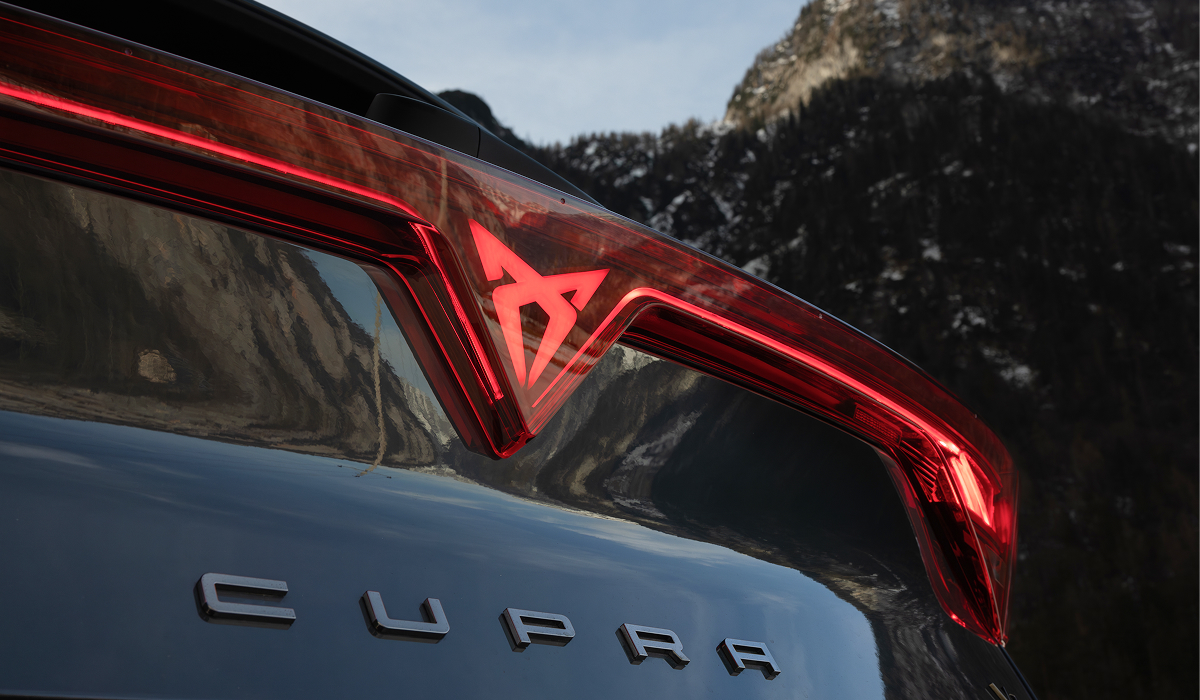 260201_CUPRA_Winter-Heckleuchte